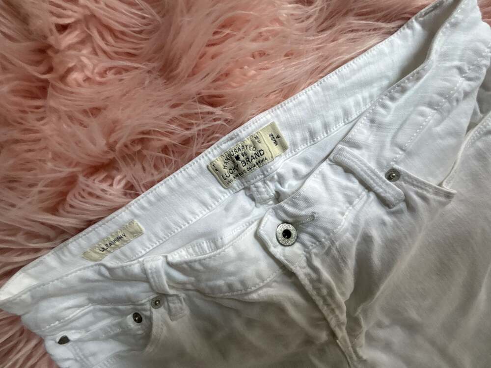 Lucky Brand Lolita Skinny White Denim Jeans - Picture 2 of 2